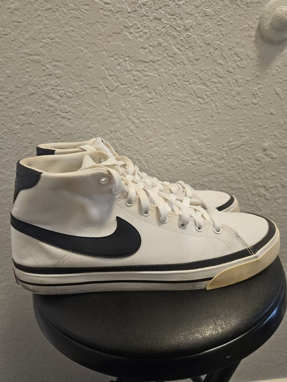Nike Men’s Court Legacy Mid White Sneakers
